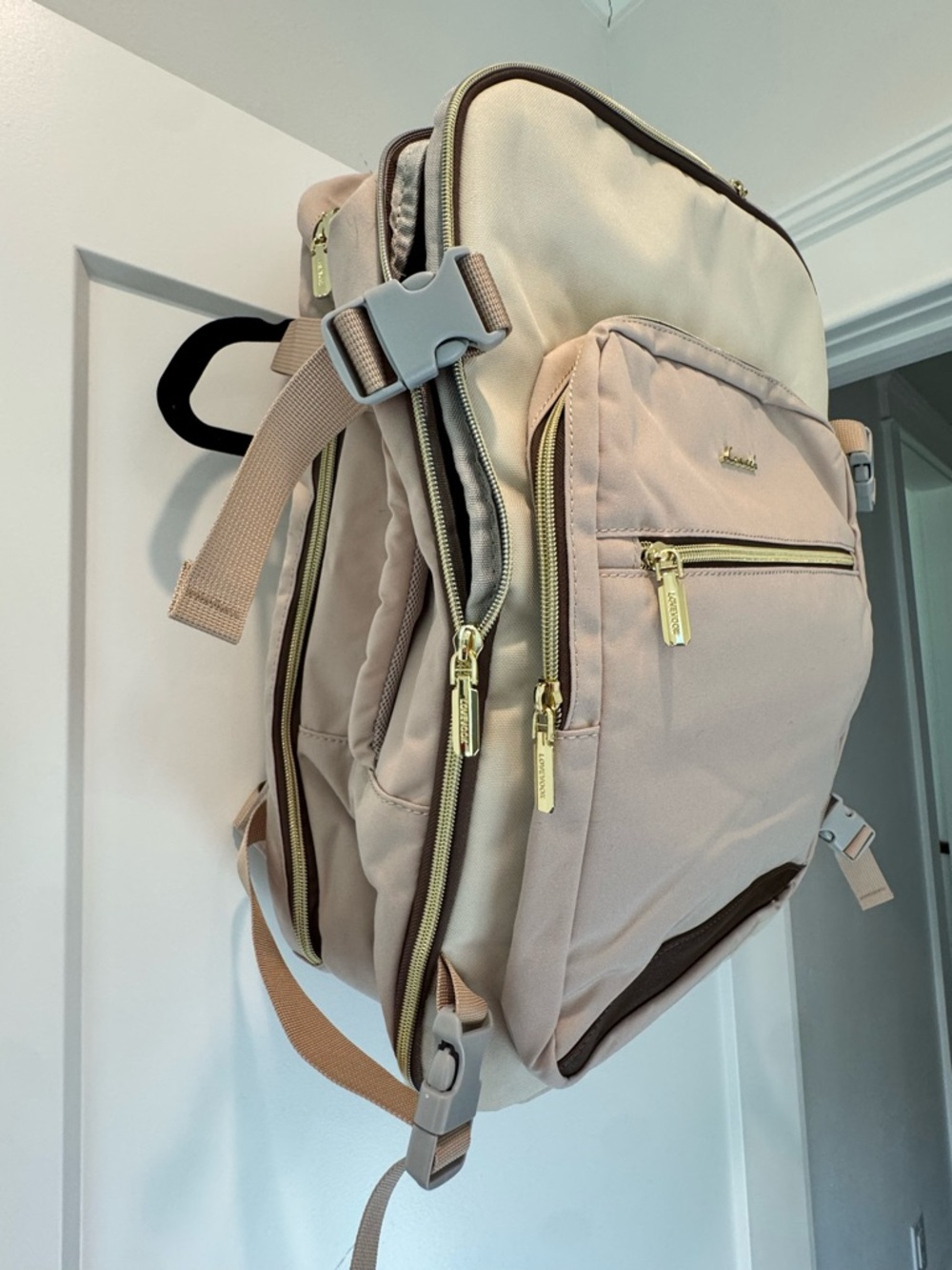 NWT LOVEVOOK Backpack - Picture 3 of 6